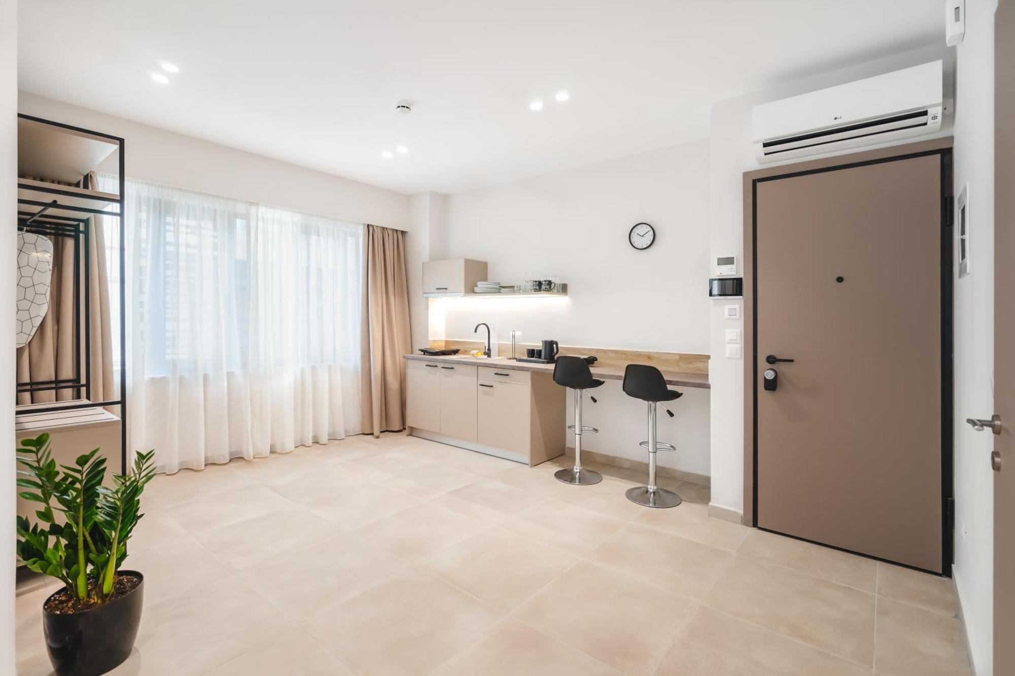 Ela Five Residences Apartment