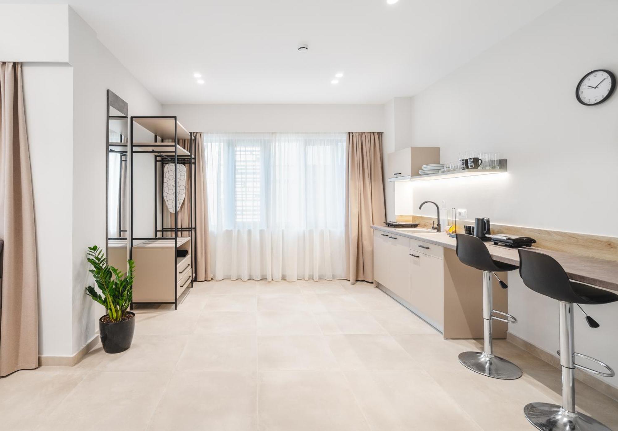 Apartment Ela Five Residences *