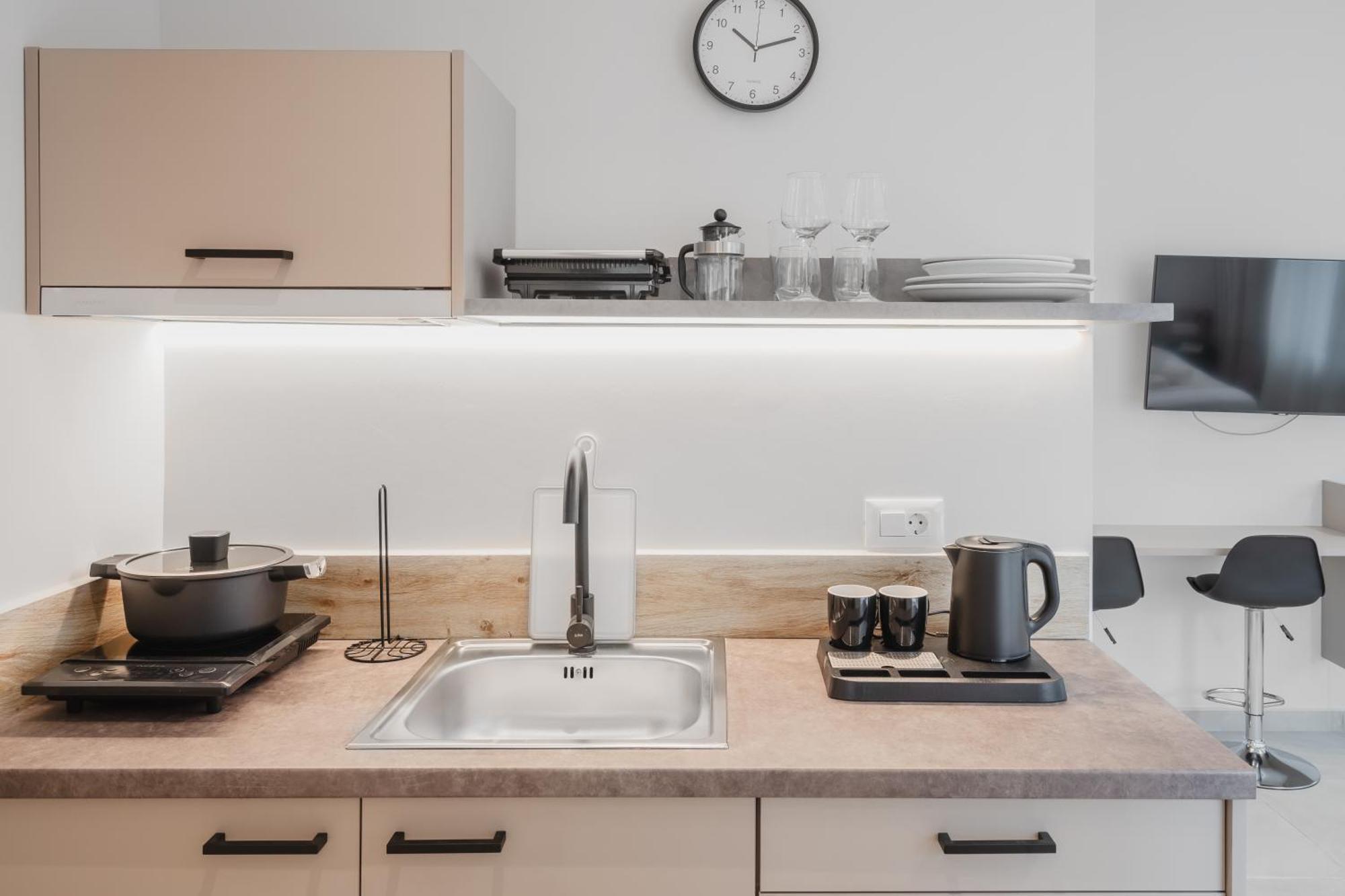 Apartment Ela Five Residences