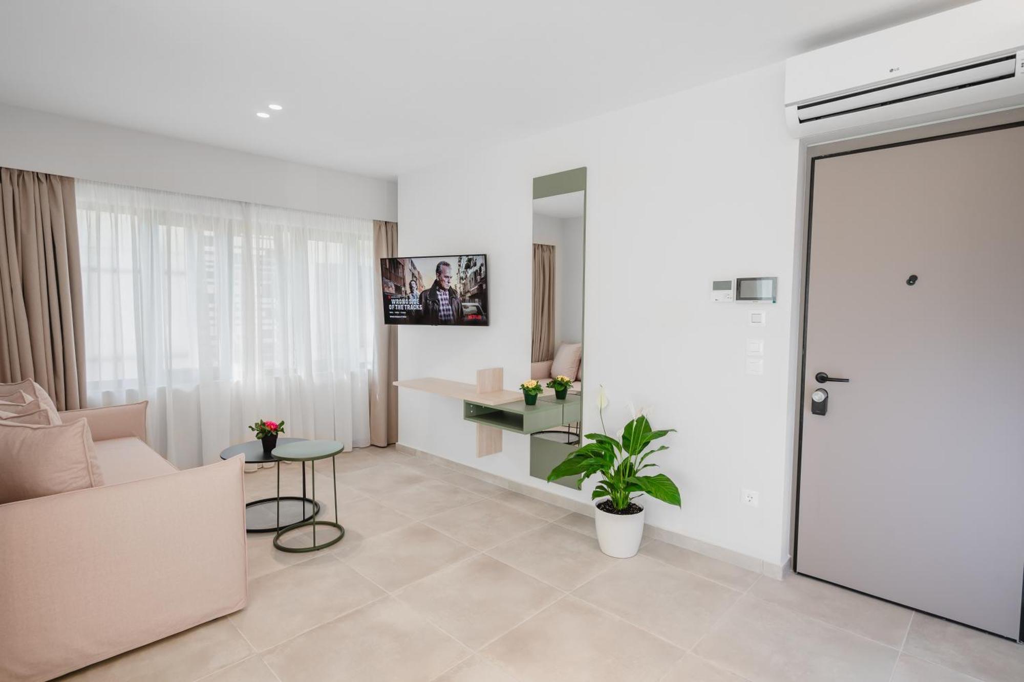 Ela Five Residences Apartment
