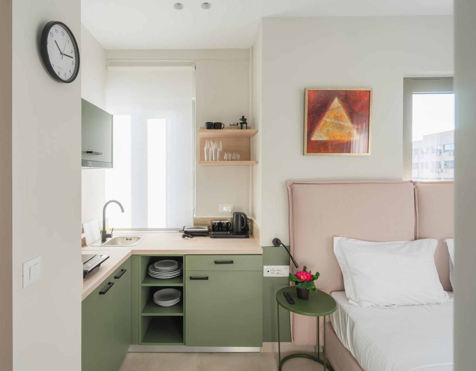 Ela Five Residences Apartment *