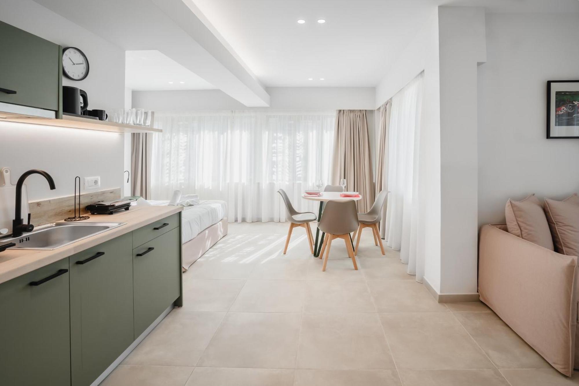 Ela Five Residences *