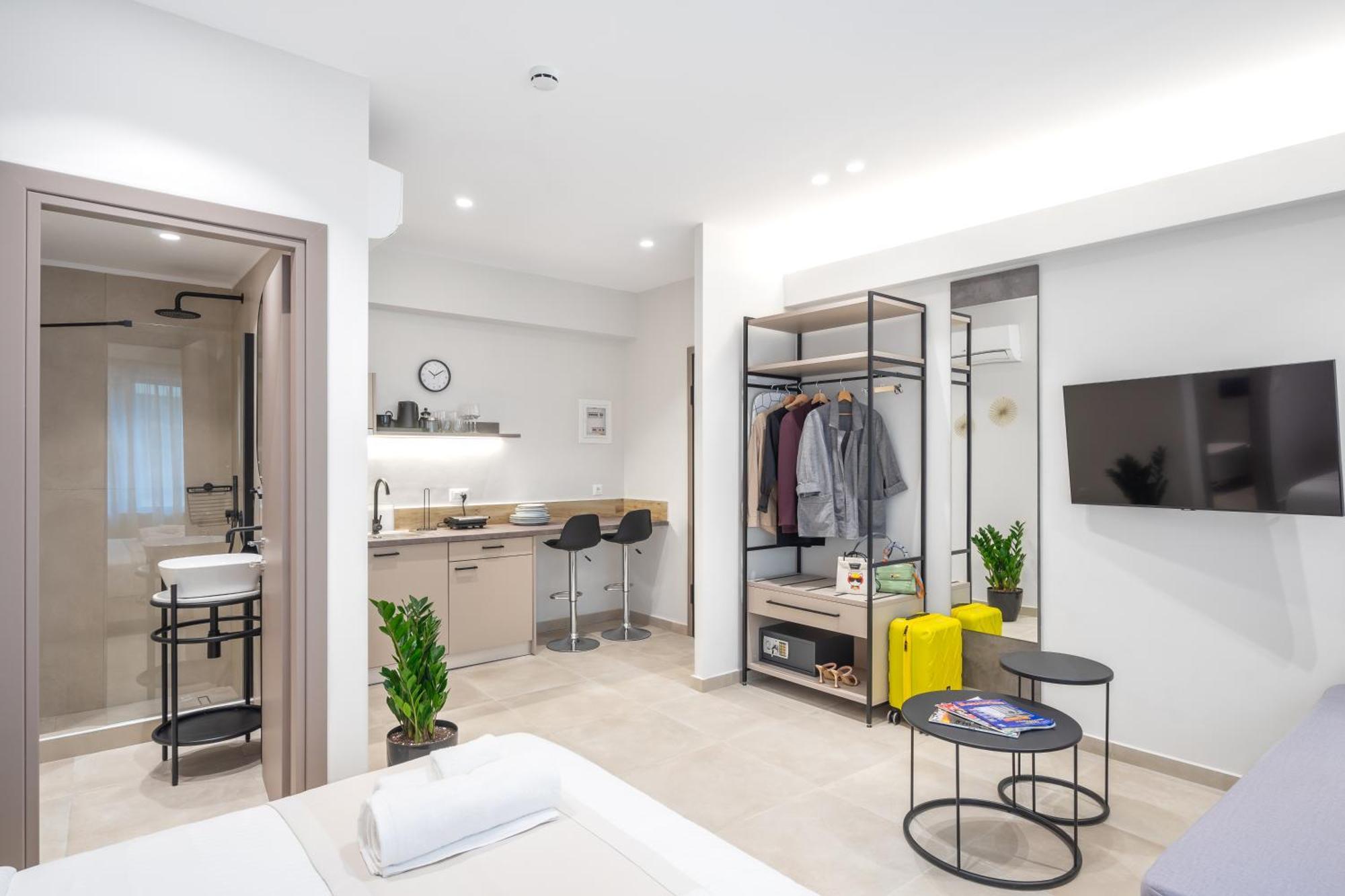 Apartment Ela Five Residences