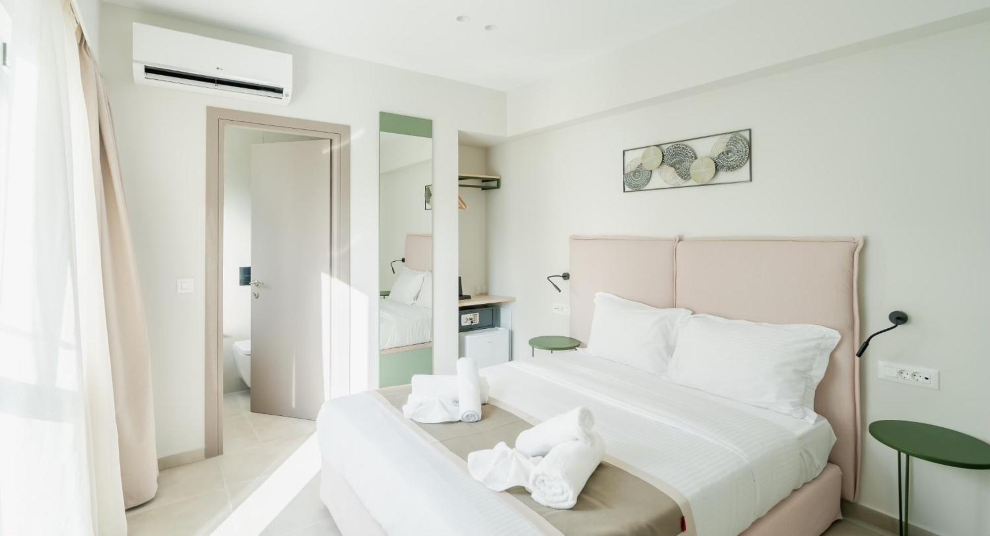 Ela Five Residences Apartment