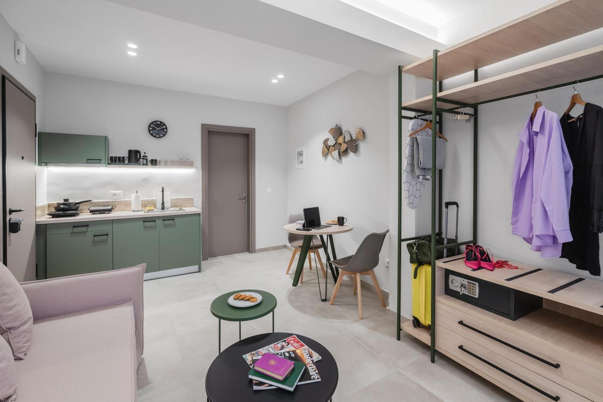 Ela Five Residences *
